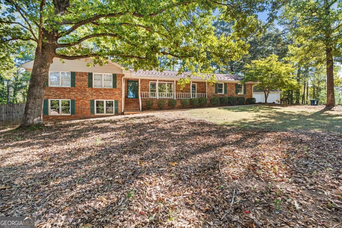 120 Gentry Halt Fayetteville - main photo