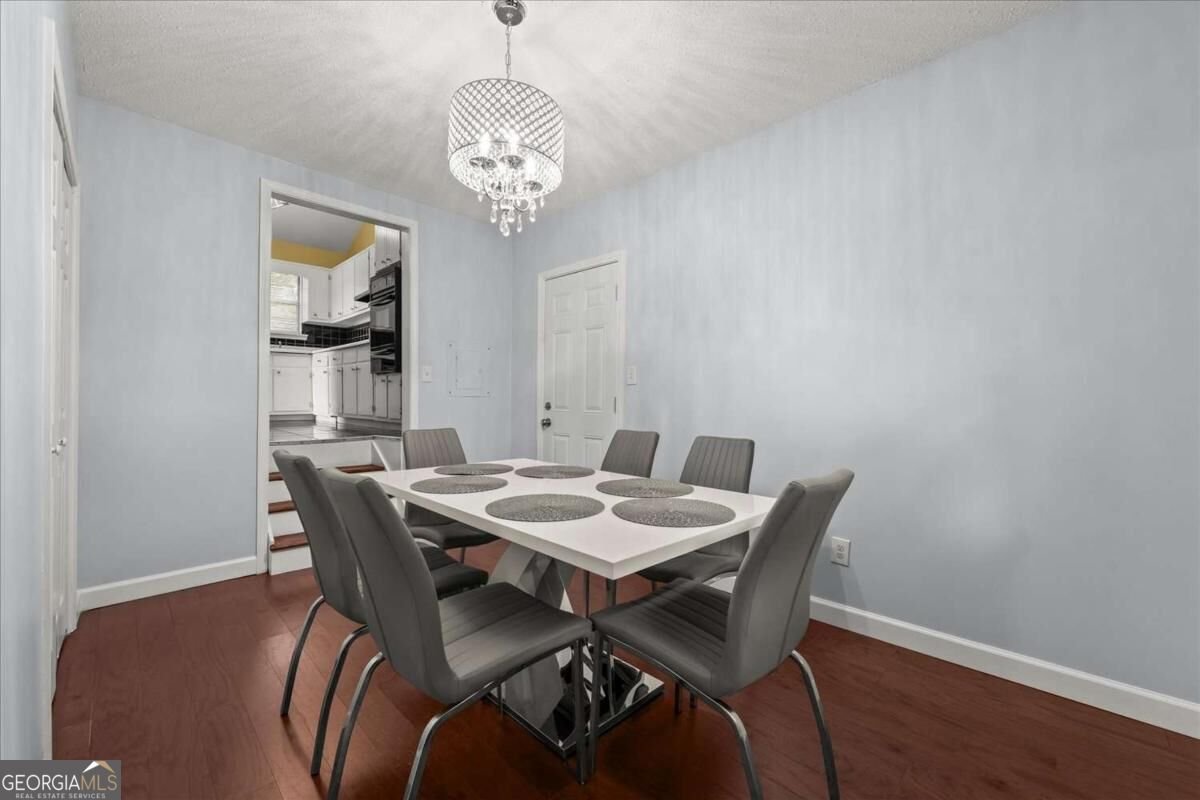 399 Emmett Street Riverdale - Photo 12