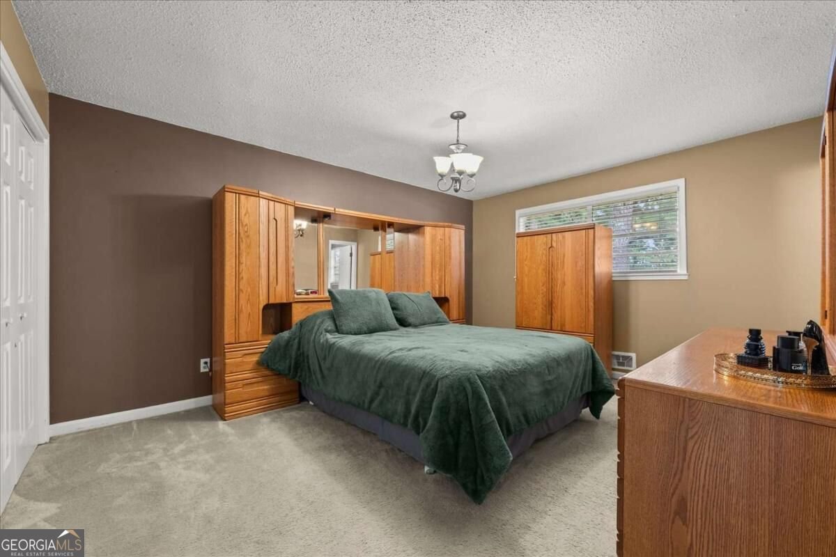 399 Emmett Street Riverdale - Photo 15