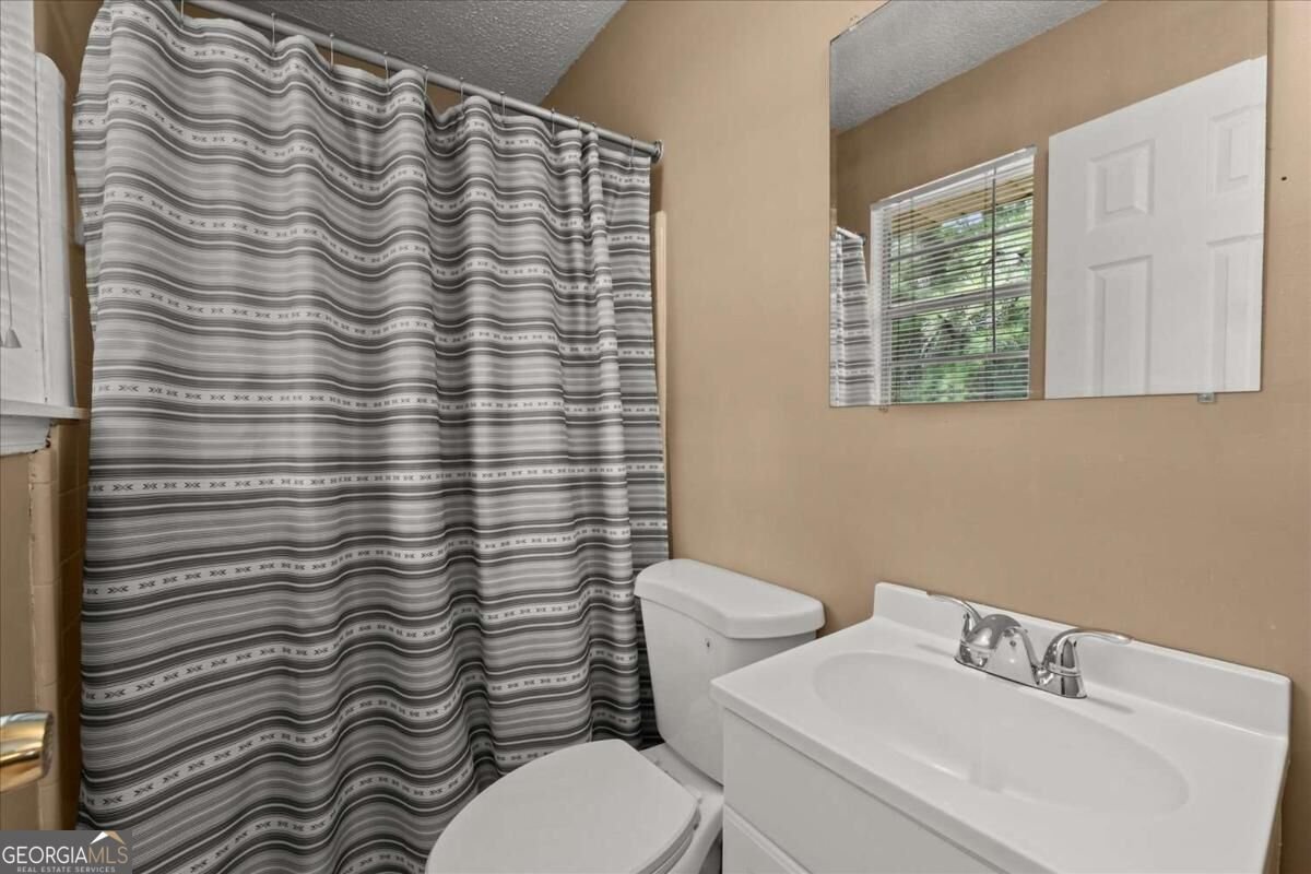 399 Emmett Street Riverdale - Photo 17