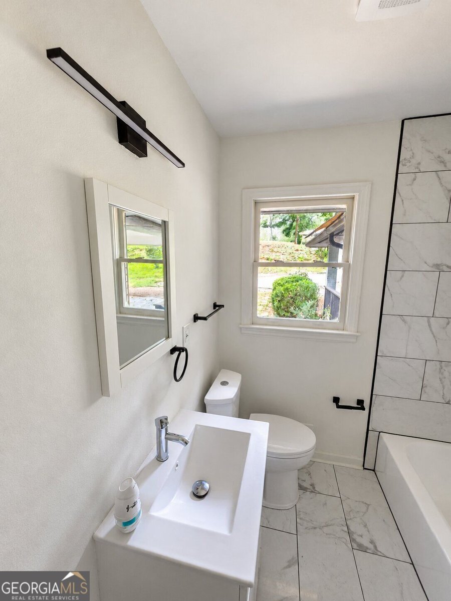 3565 Glenwood Road Decatur - Photo 13