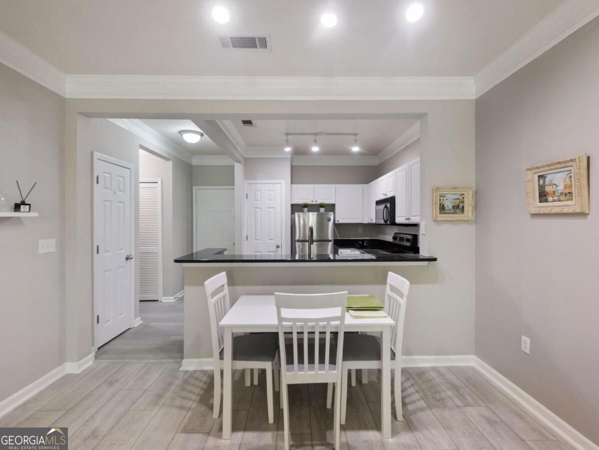 1850 Cotillion Drive Atlanta - Photo 7