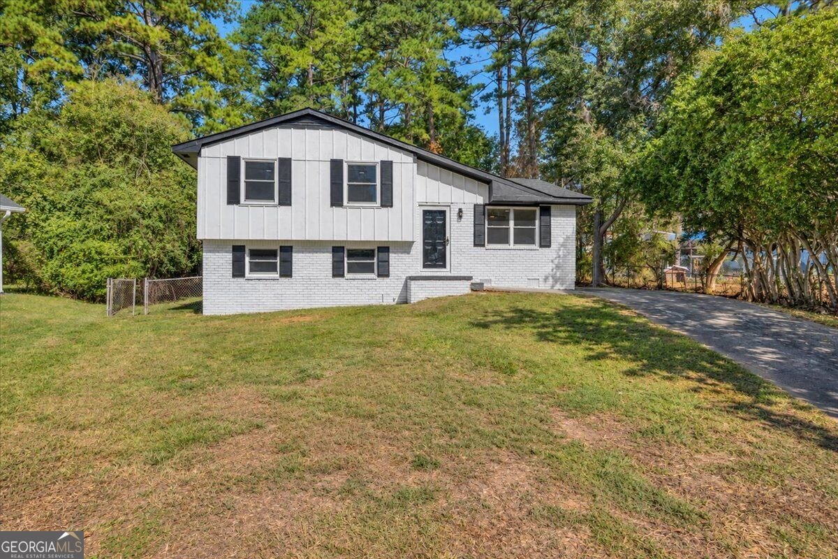7977 Flanders Court Jonesboro - main photo