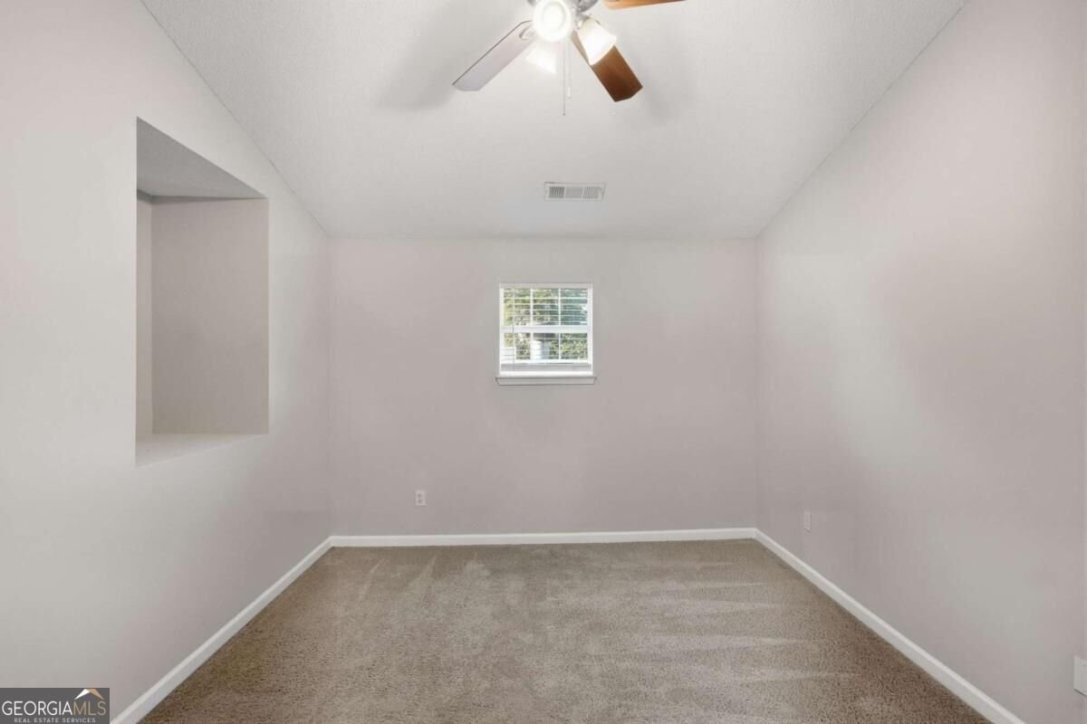6449 Eastbriar Drive Lithonia - Photo 8