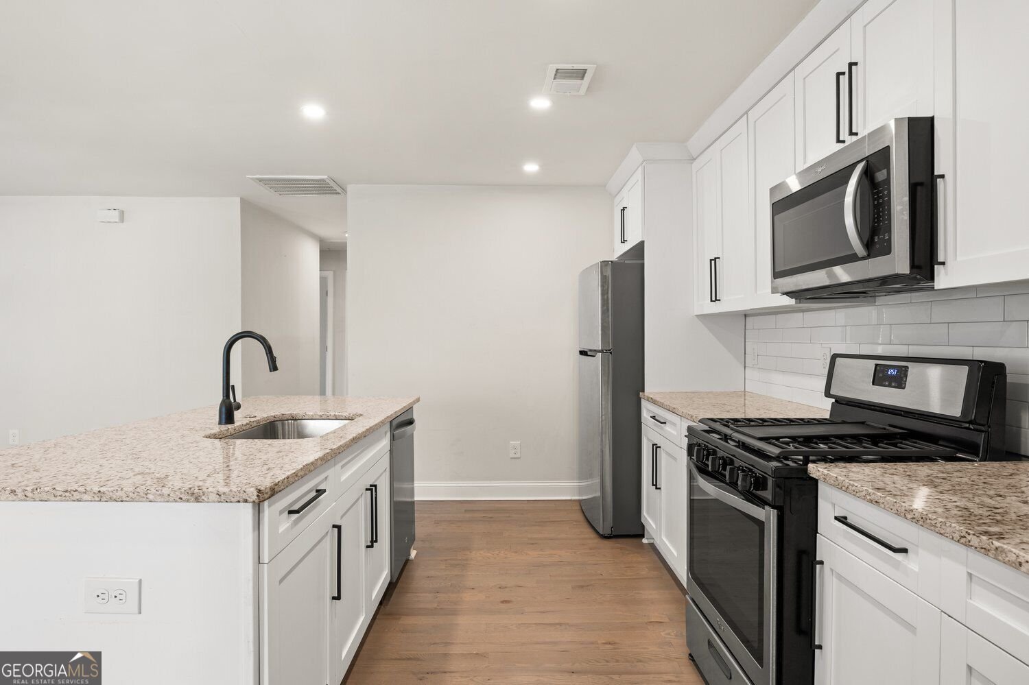 2593 Walton Way Marietta - Photo 13