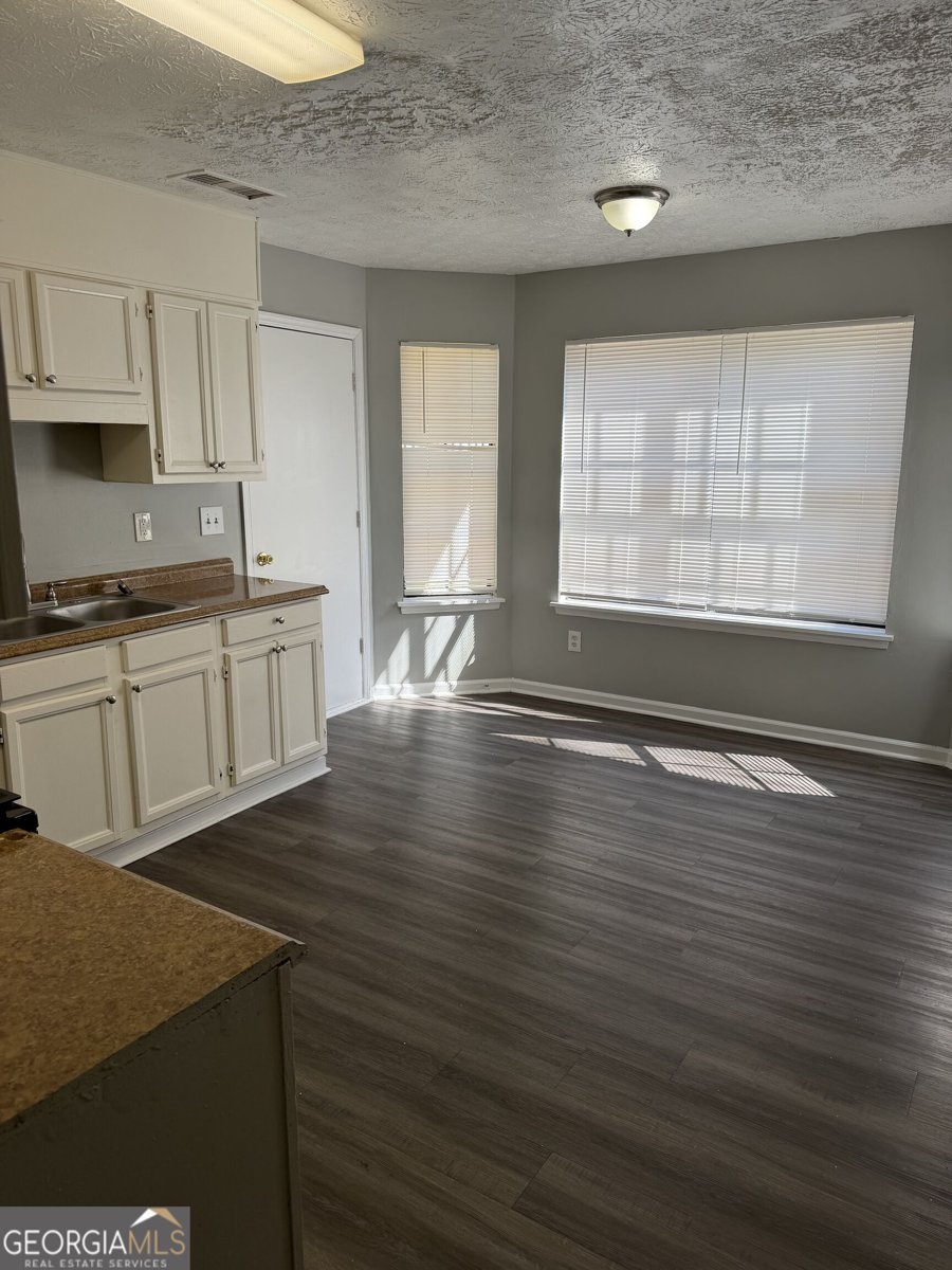8614 Cedar Creek Ridge Riverdale - Photo 6