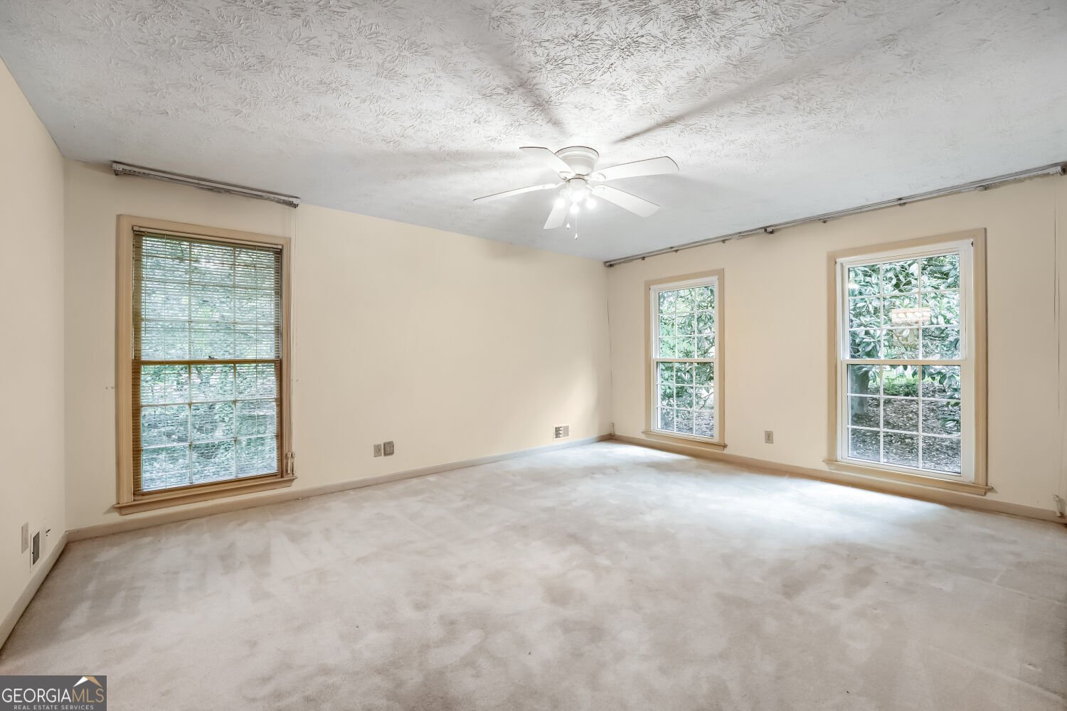 2562 River Knoll Drive Lilburn - Photo 9