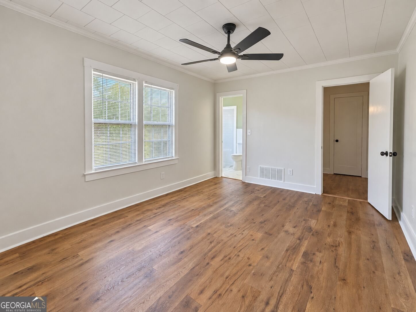711 5th Avenue Twin City - Photo 16