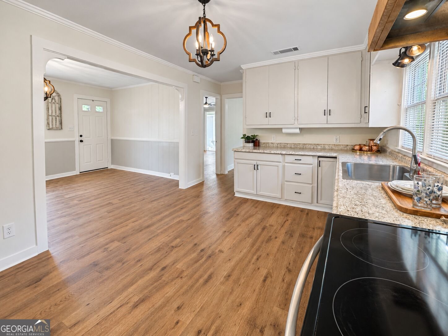 711 5th Avenue Twin City - Photo 8
