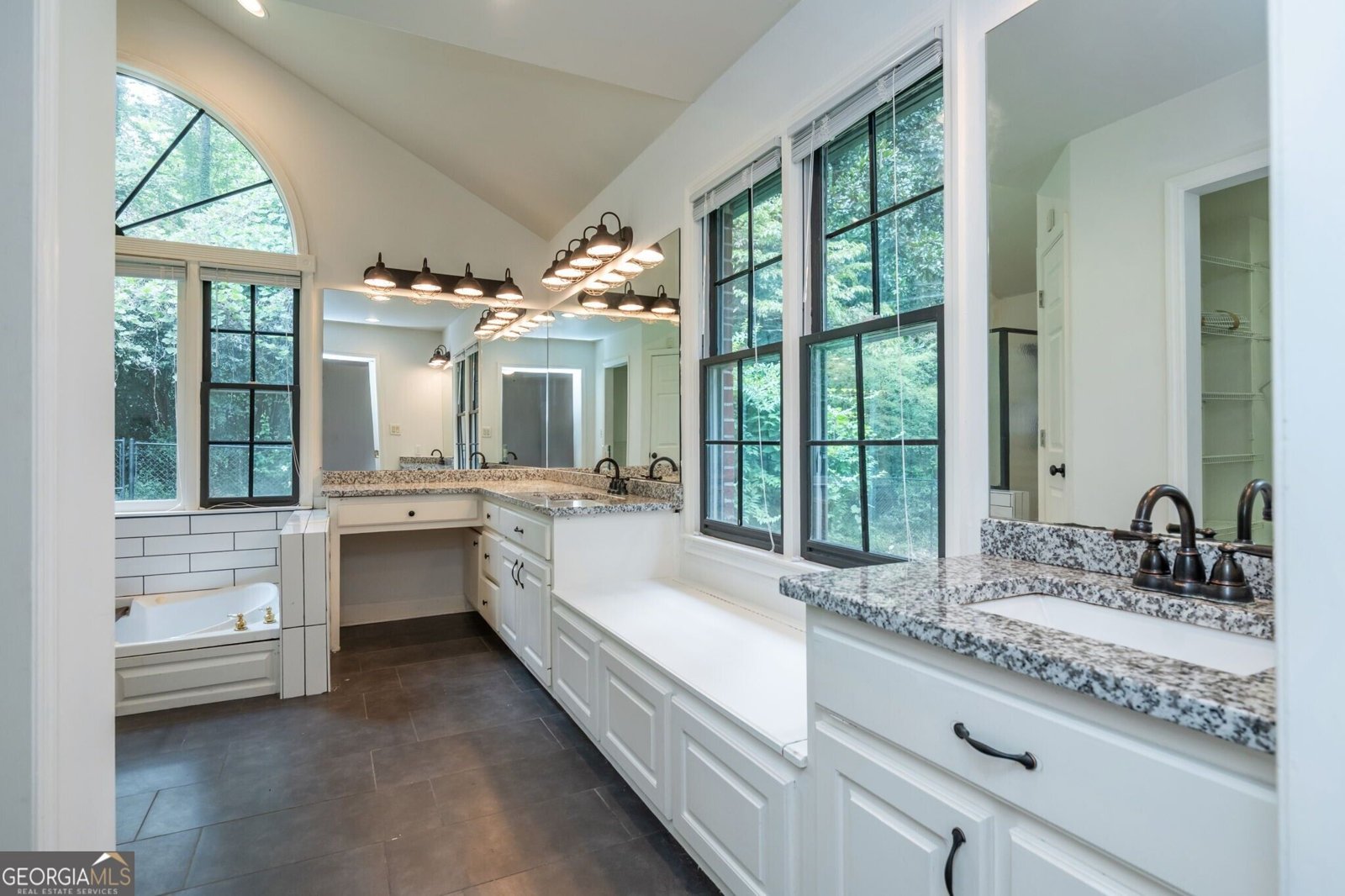 2320 Lavista Road Atlanta - Photo 18
