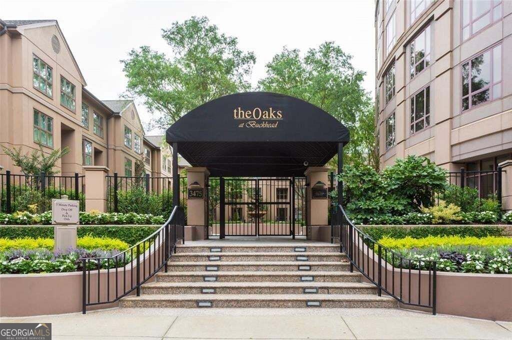 3475 Oak Valley Road Atlanta - main photo