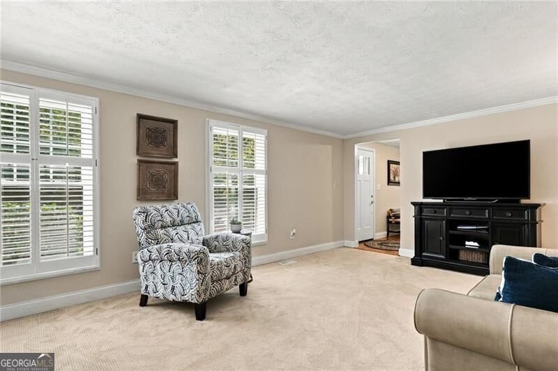 345 High Meadow Drive Marietta - Photo 6