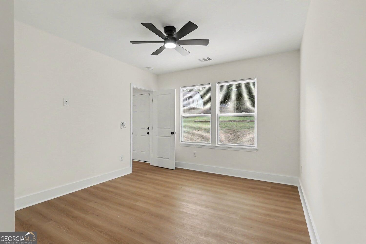 1600 Rogers Avenue Atlanta - Photo 10