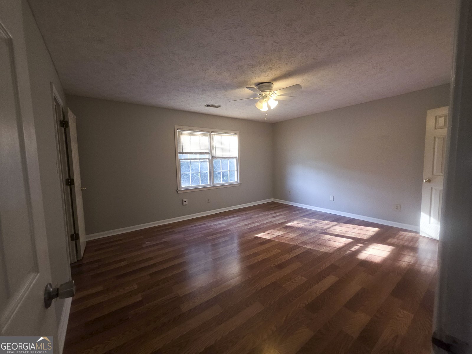 2140 Kings Gate Cir Snellville - Photo 10