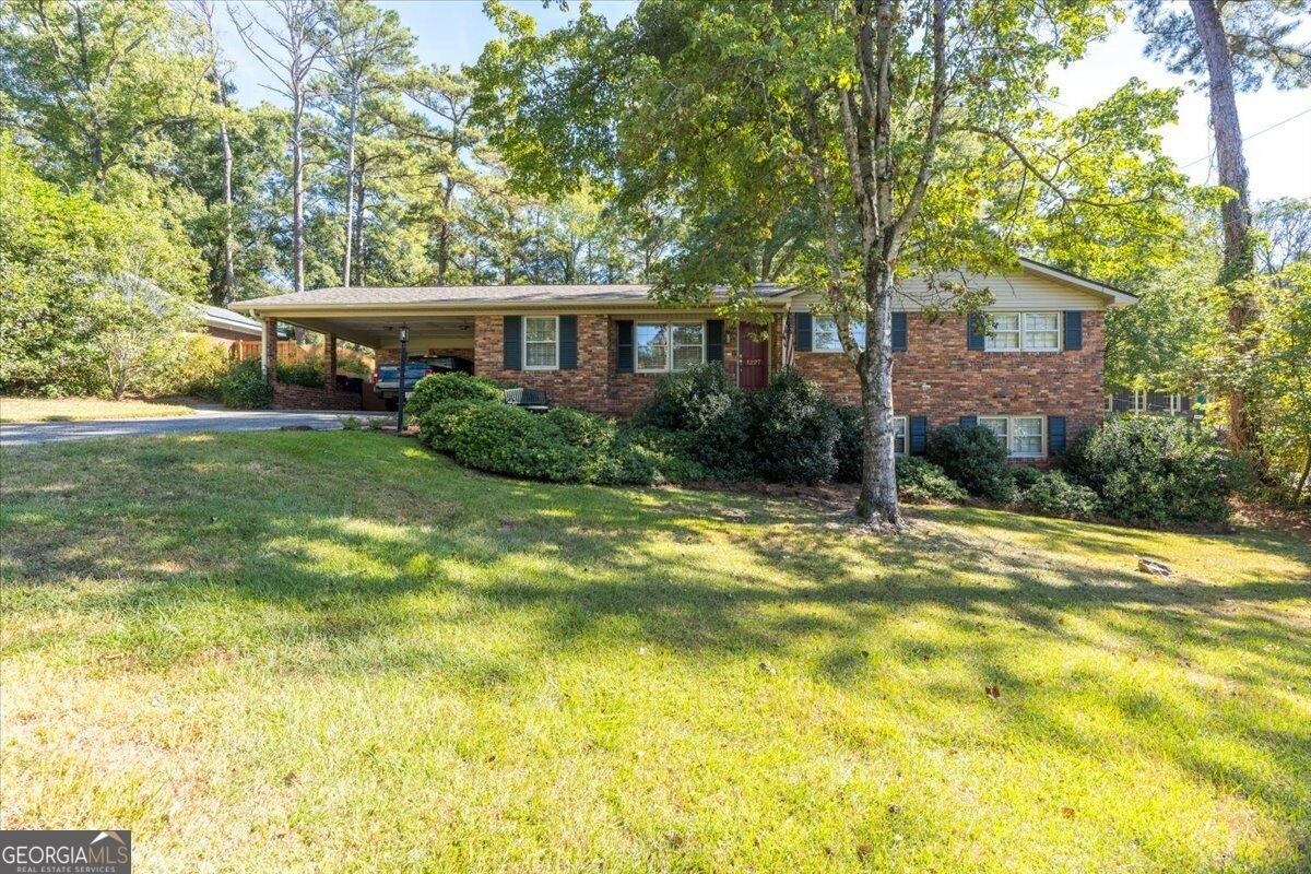1227 Newport Place Macon - main photo