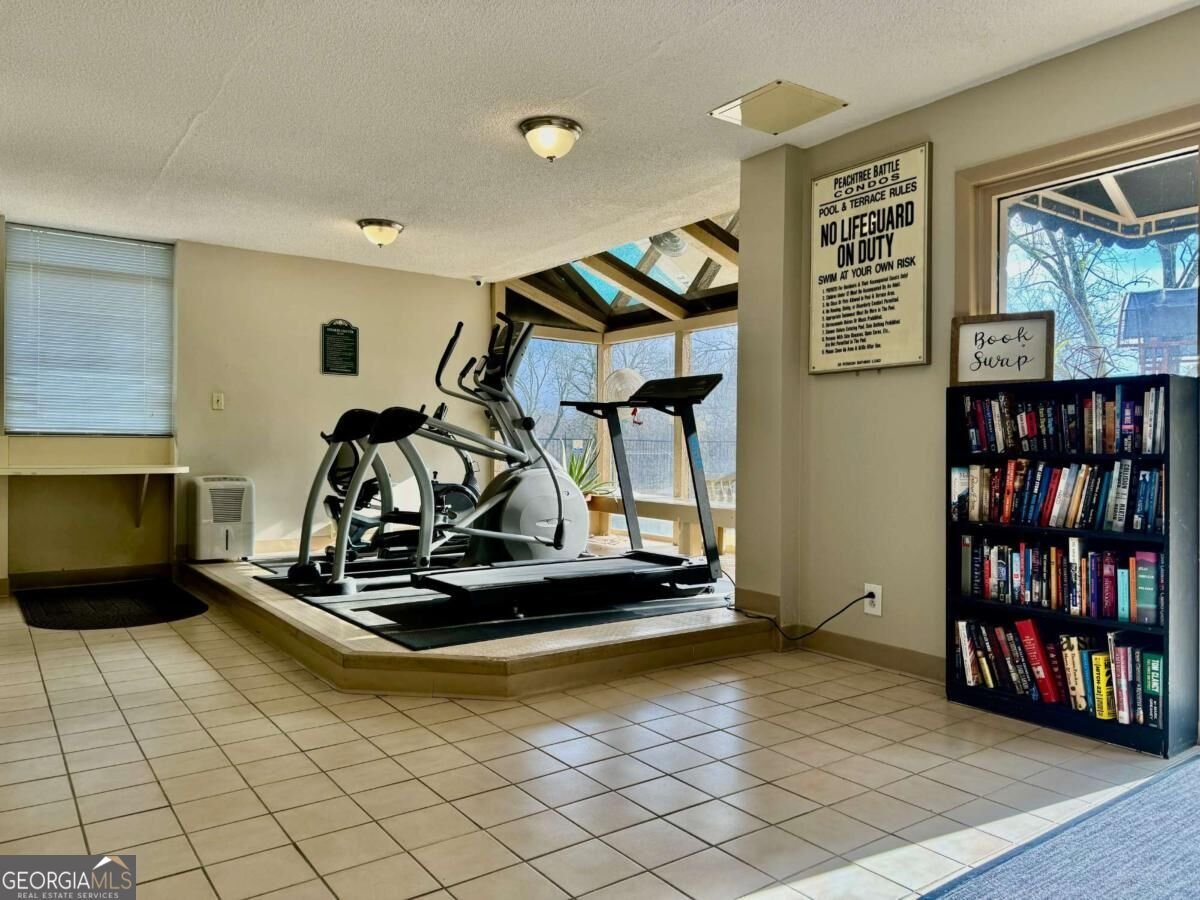 2285 Peachtree Road Atlanta - Photo 18