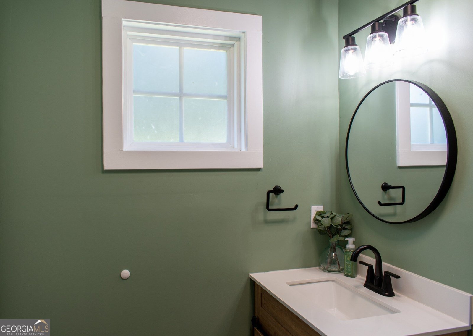 1077 Sawgrass Court Lilburn - Photo 13