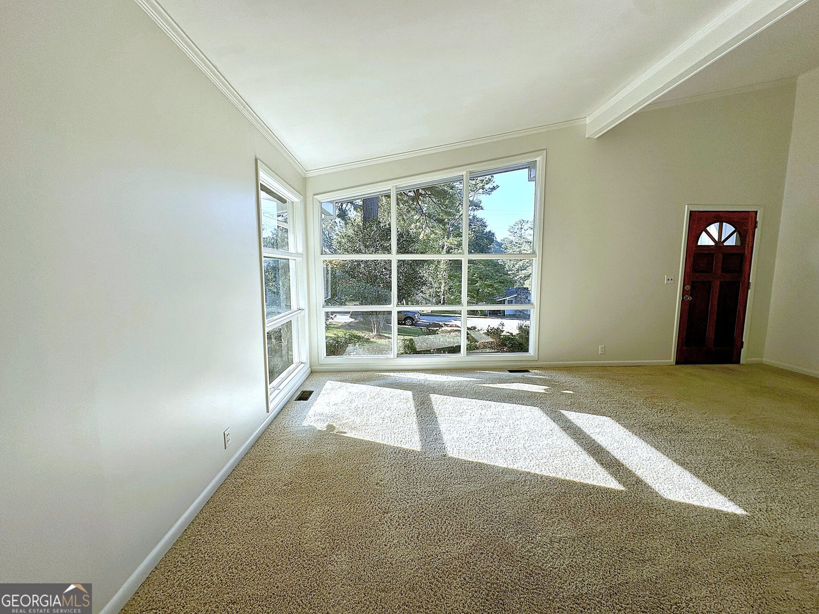 136 Chilton Crescent Lagrange - Photo 6