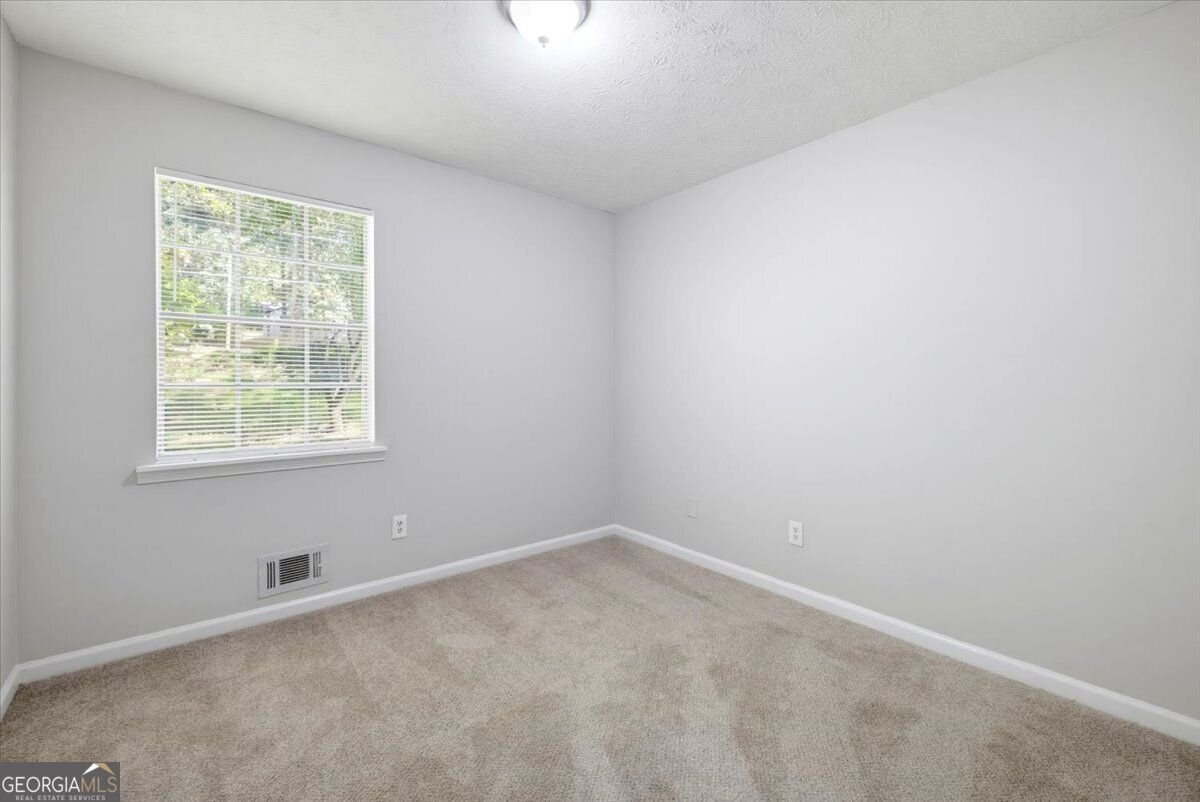 2503 Hewatt Road Snellville - Photo 16