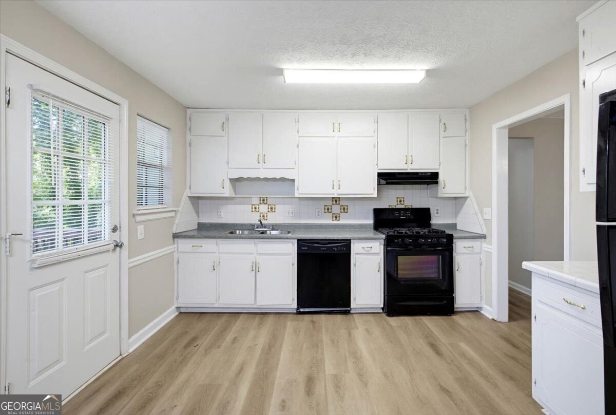 2503 Hewatt Road Snellville - Photo 7