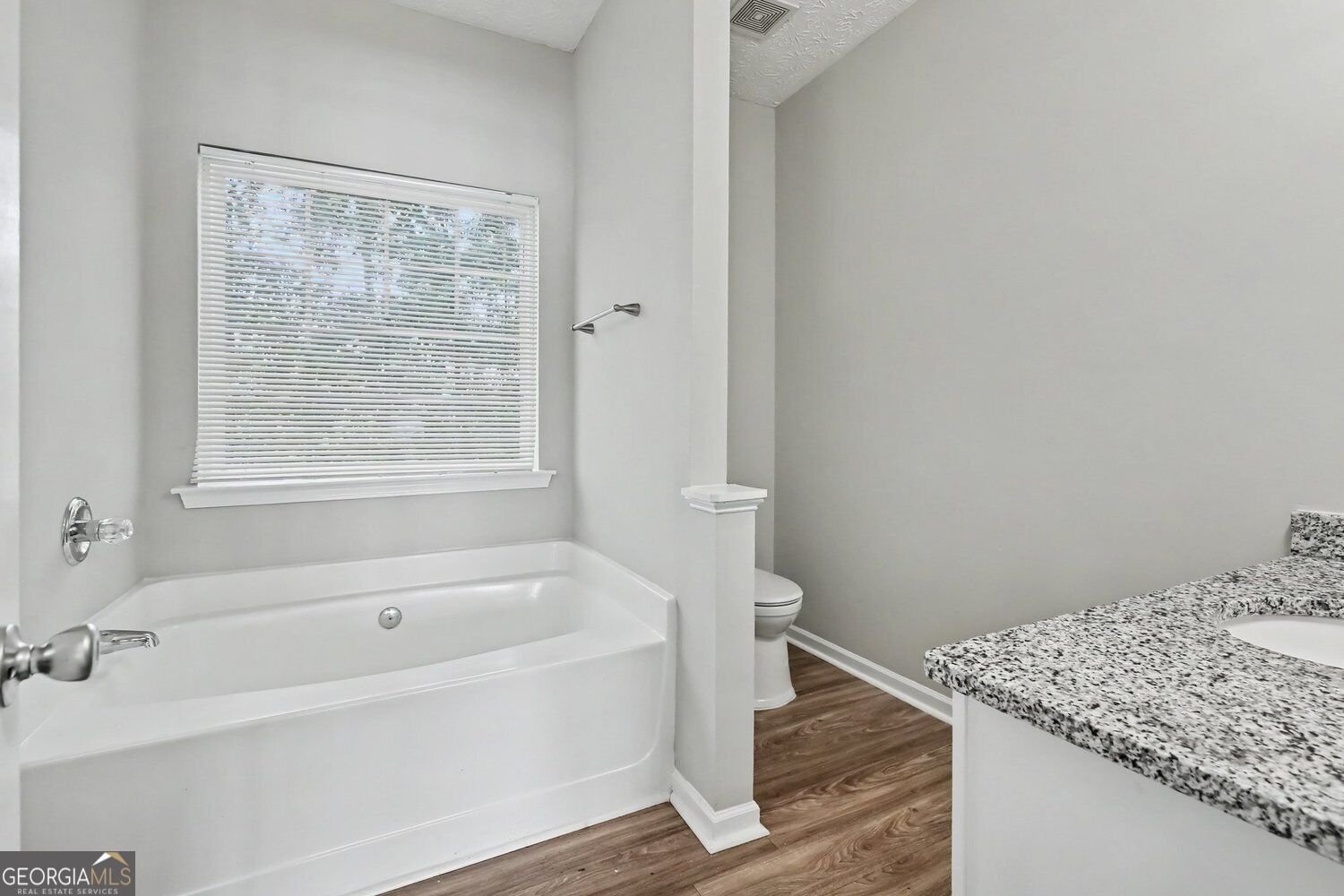4102 Robin Circle Atlanta - Photo 10
