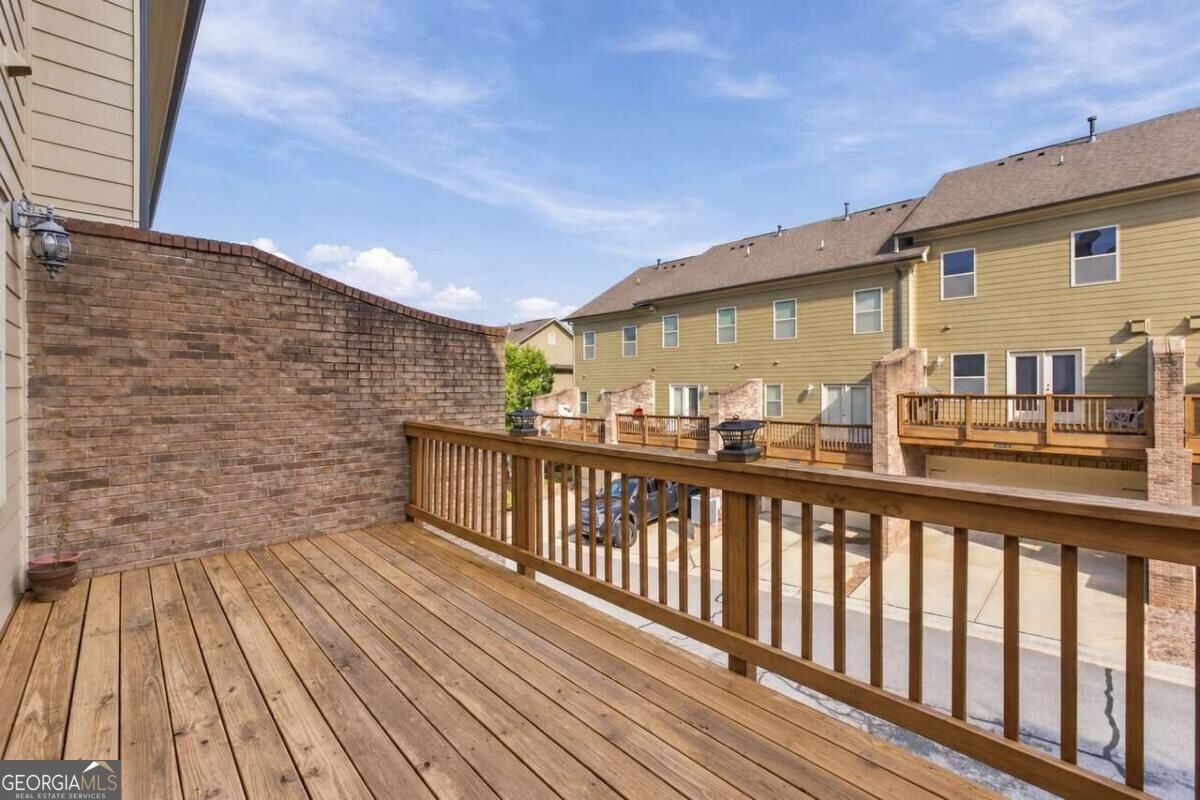 7430 Highland Bluff Sandy Springs - Photo 18