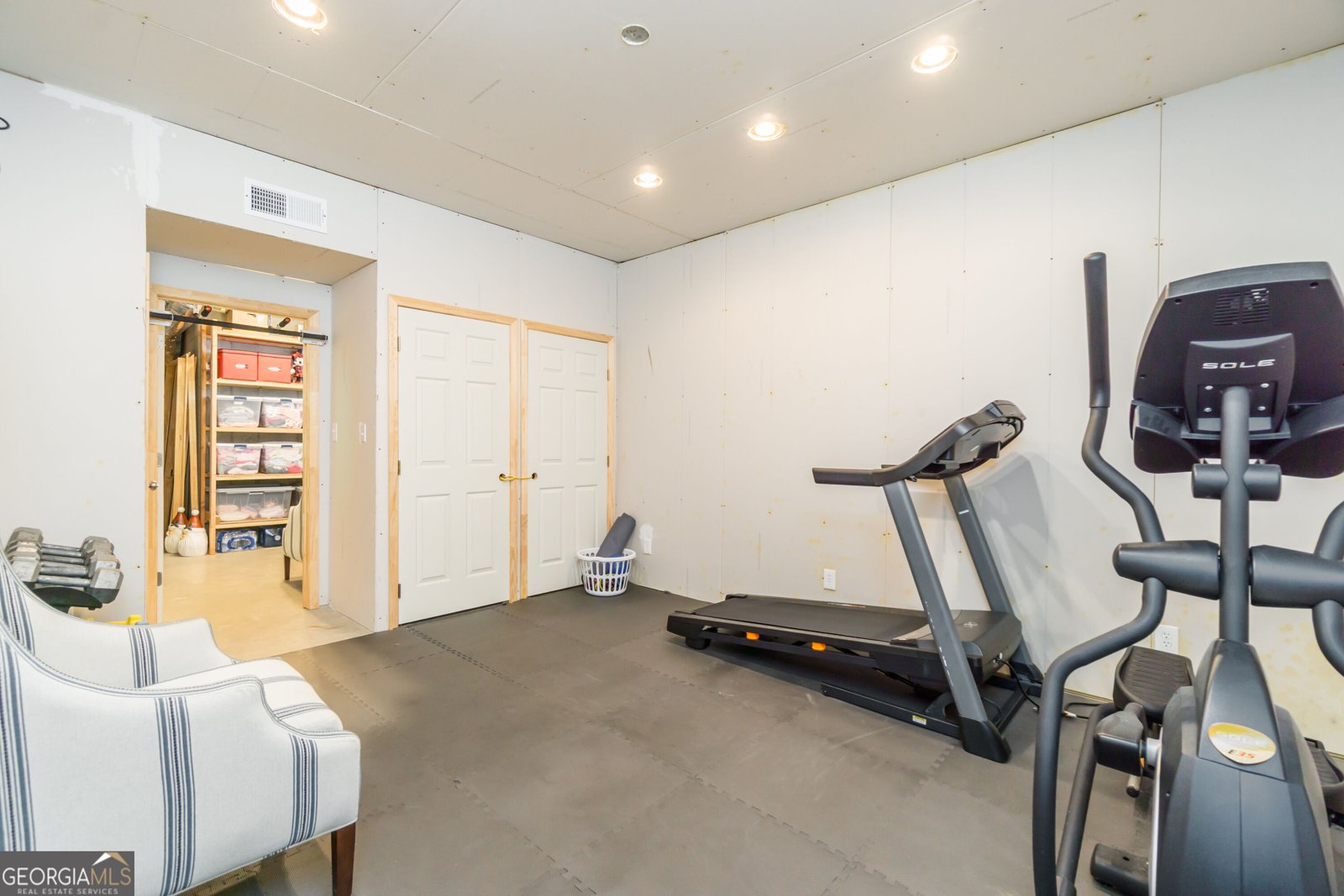 9325 Spinnaker Lane Gainesville - Photo 32