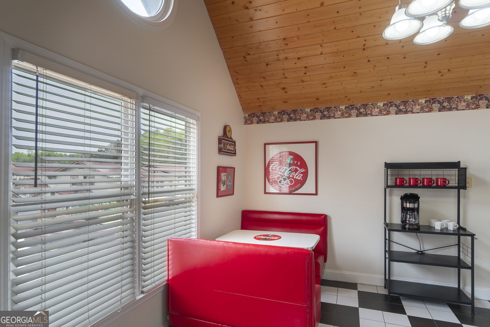 892 Edelweiss Strasse Helen - Photo 12
