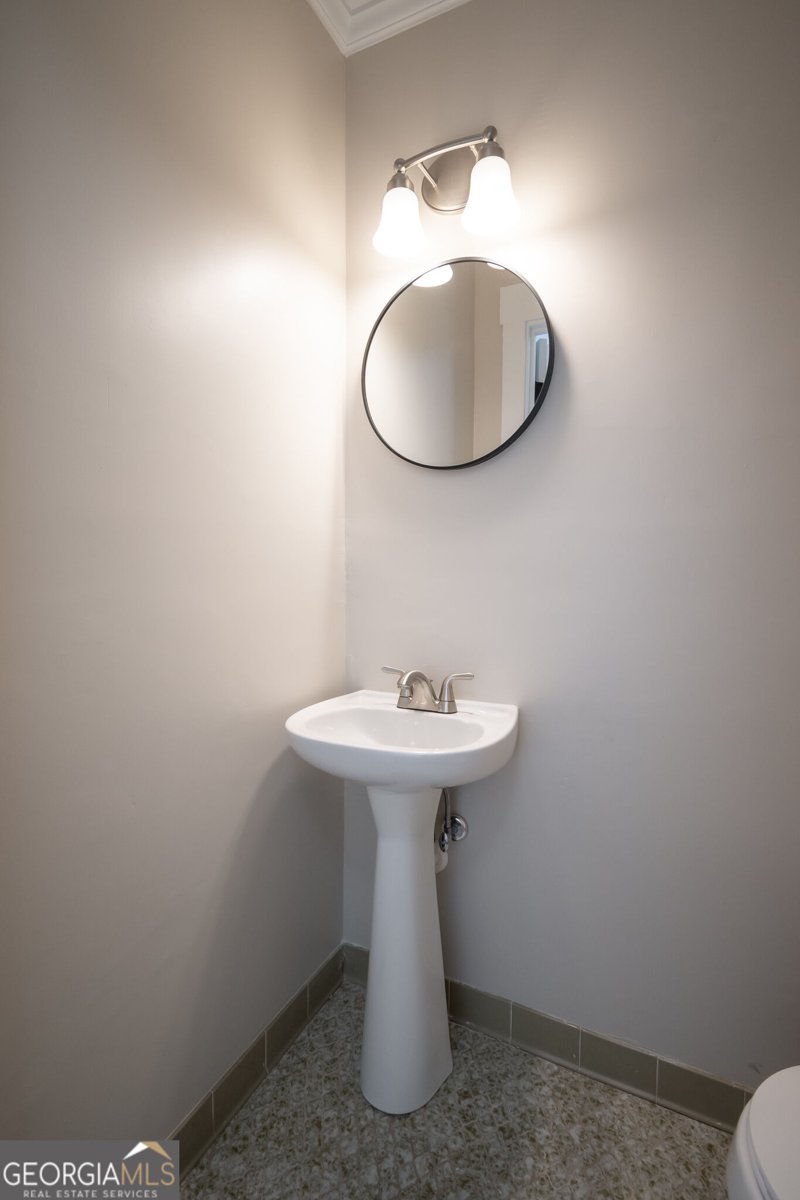 160 Lake Forest Drive ATHENS - Photo 32