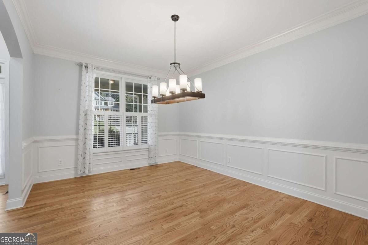 9025 Devonwood Court Gainesville - Photo 13