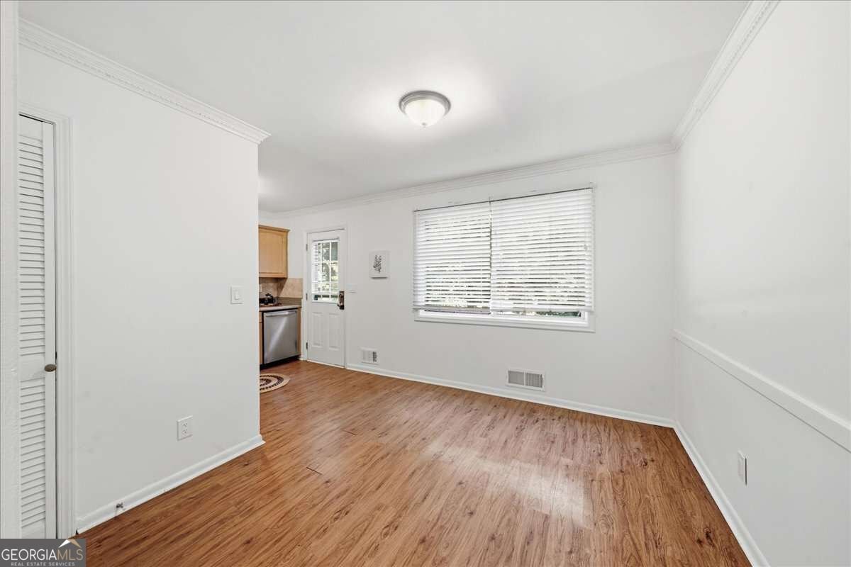 2412 Peachwood Circle Atlanta - Photo 9