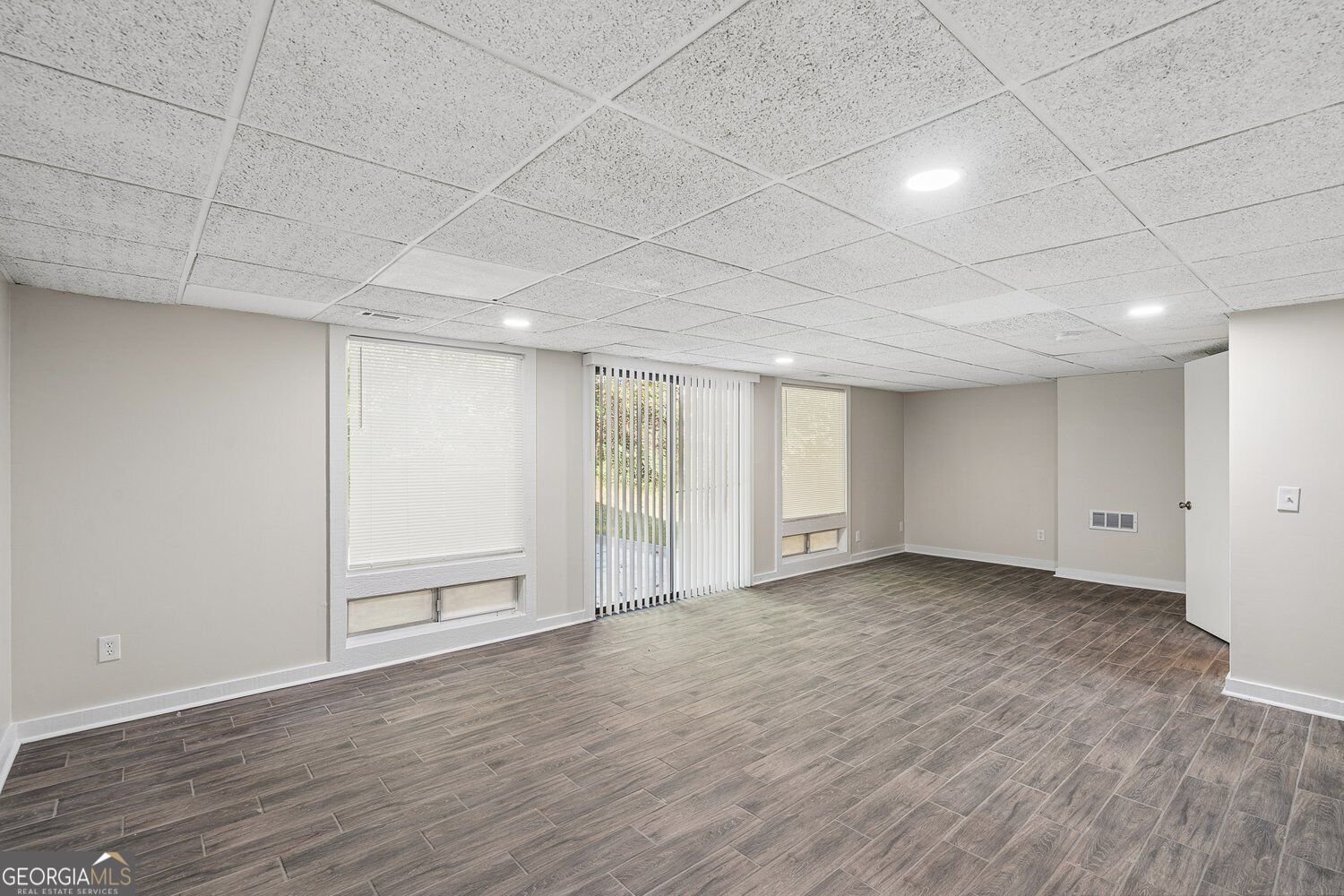 587 Farmbrook Trail Kennesaw - Photo 10