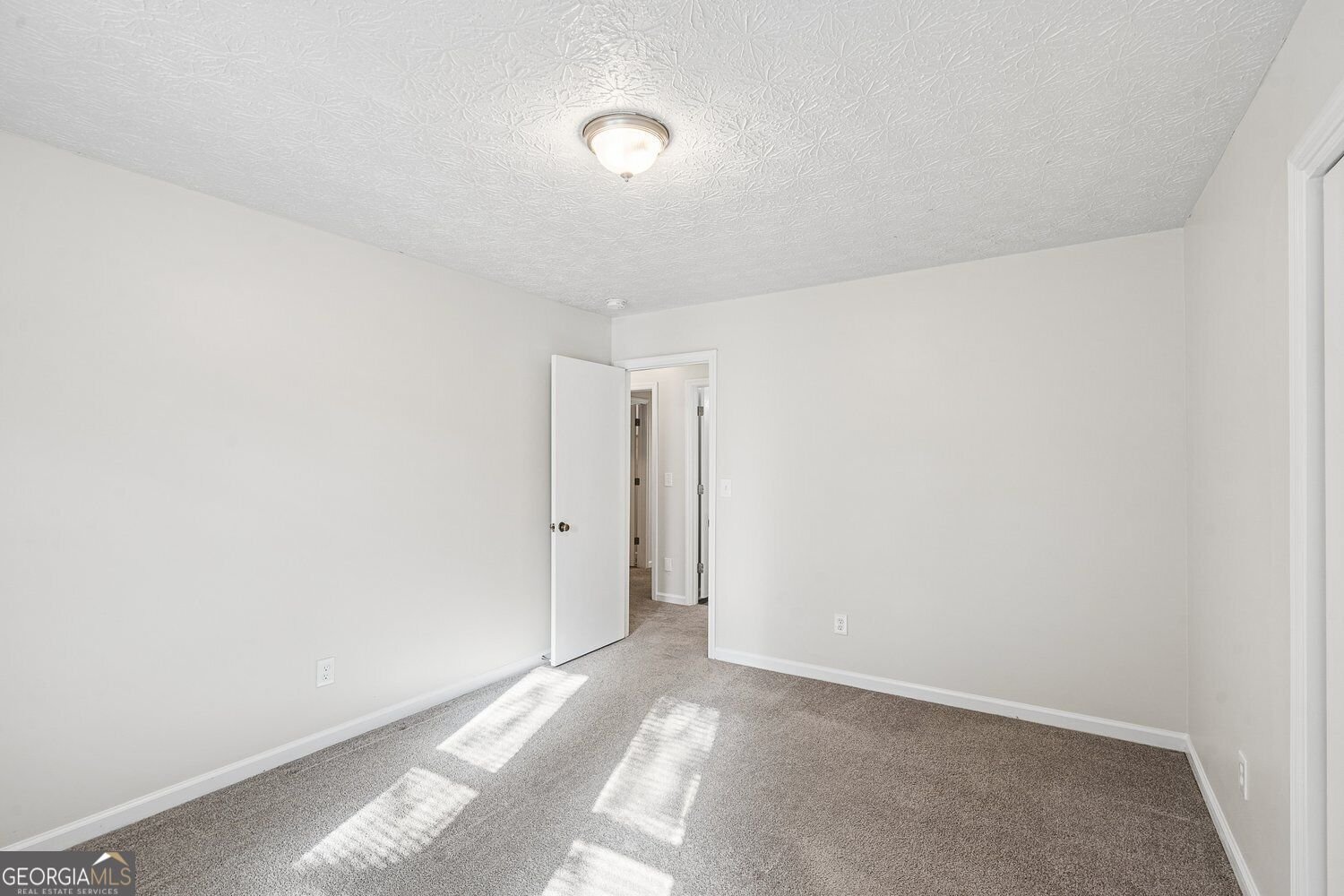 587 Farmbrook Trail Kennesaw - Photo 17