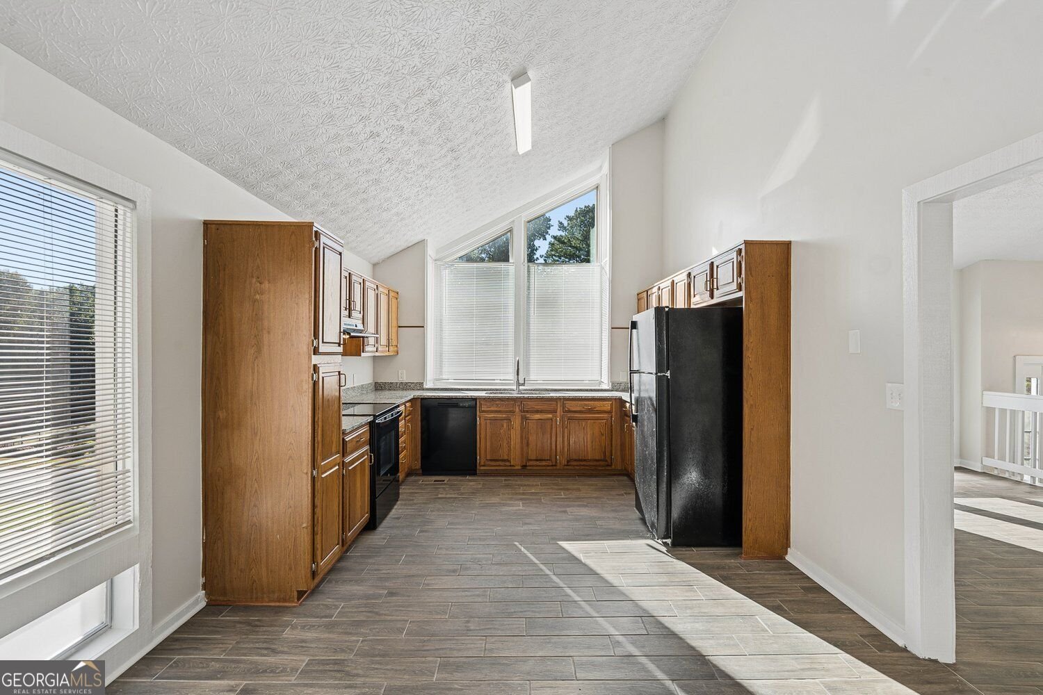 587 Farmbrook Trail Kennesaw - Photo 7