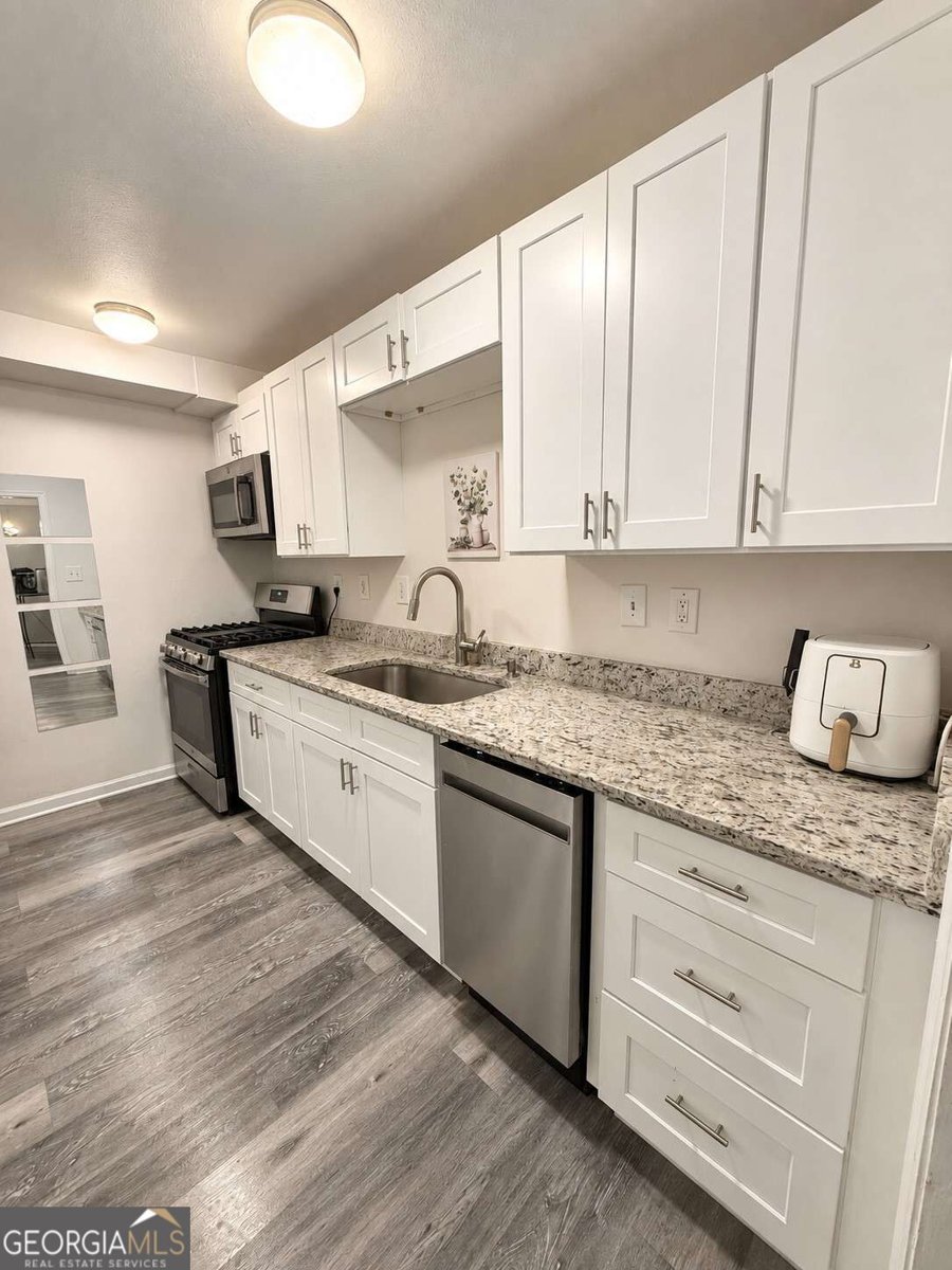 395 Pharr Road Atlanta - Photo 6