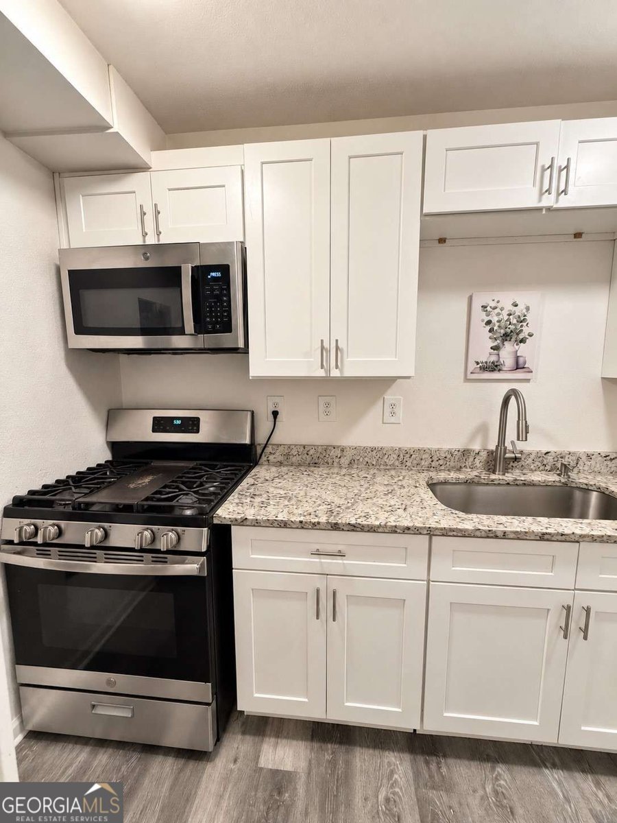 395 Pharr Road Atlanta - Photo 7