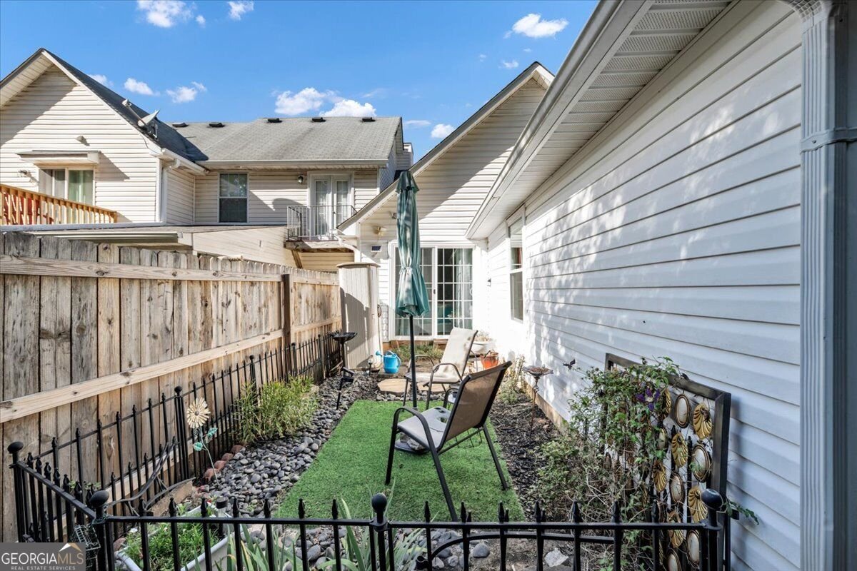 137 Gentle Breeze Court Temple - Photo 33