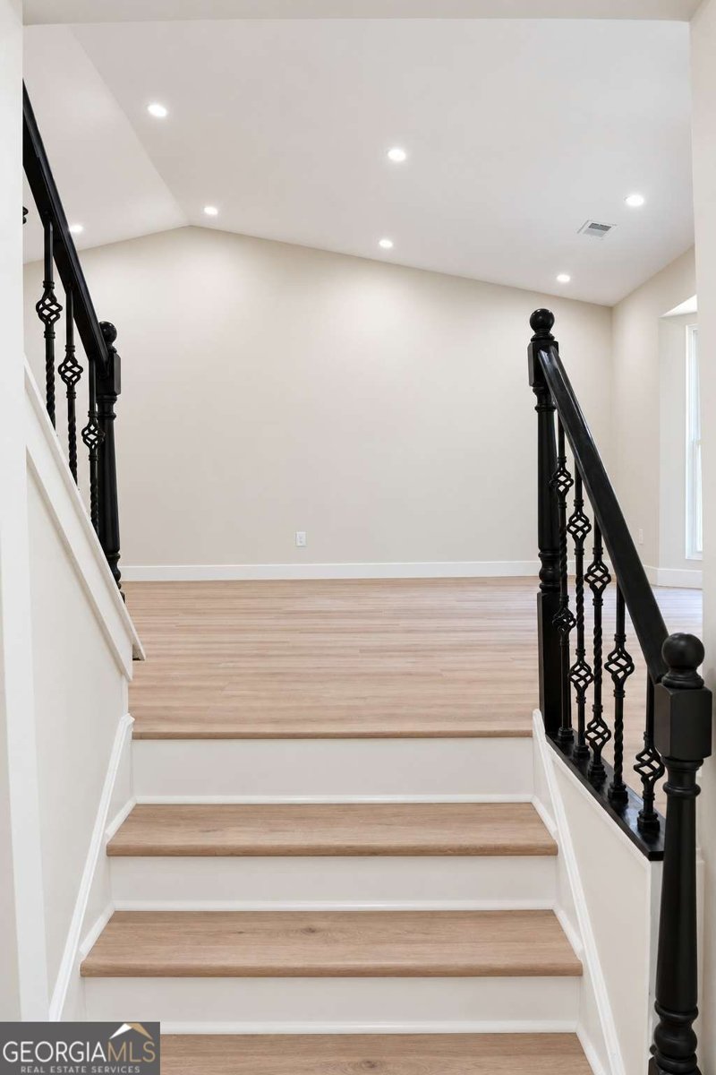 6202 Saint Christophers Court Lithonia - Photo 9