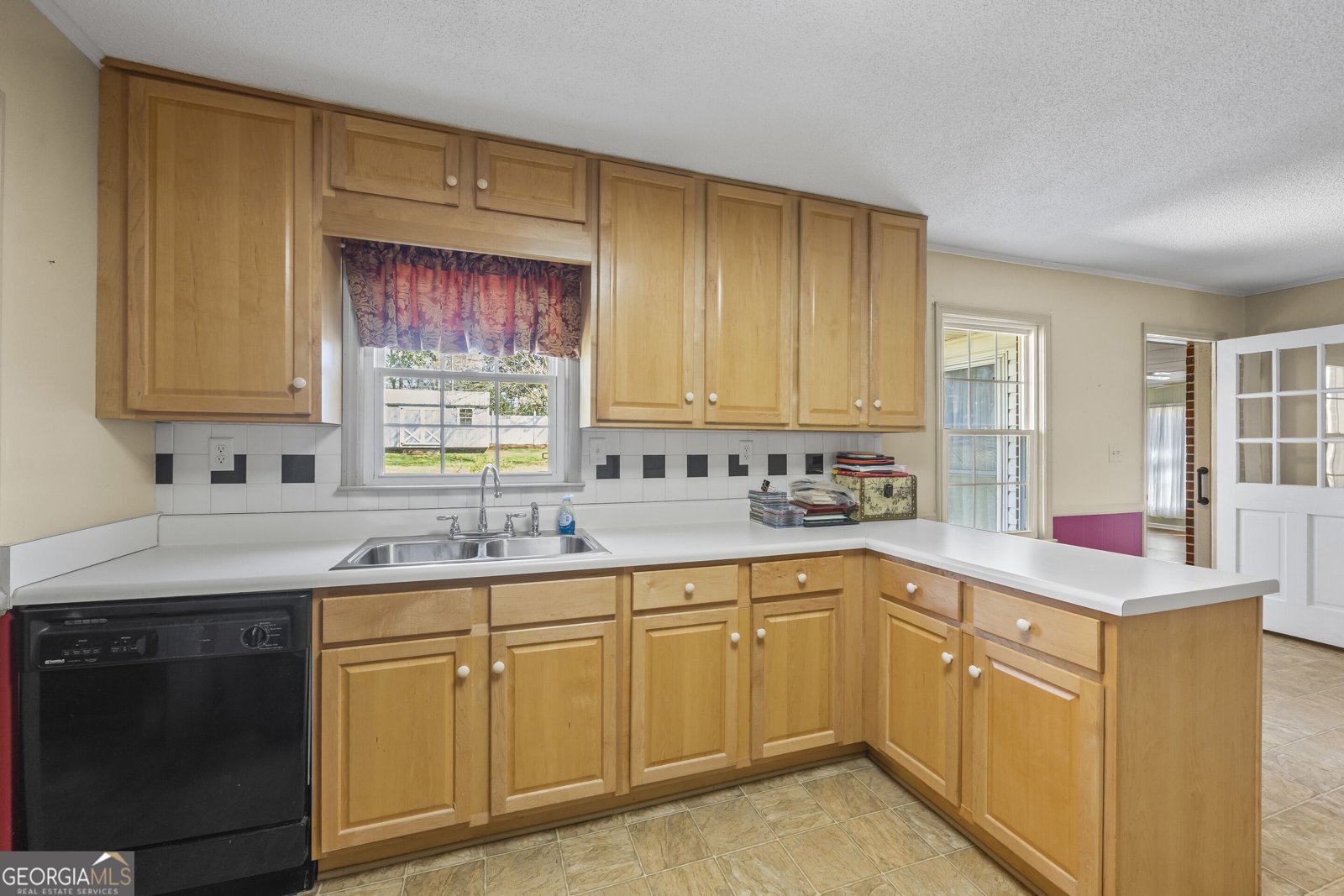 131 Roosevelt Boulevard Commerce - Photo 24