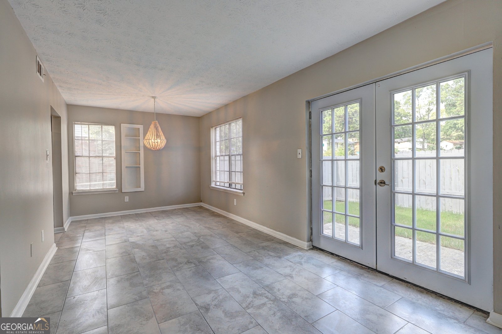 738 Dunaire Way Jonesboro - Photo 16