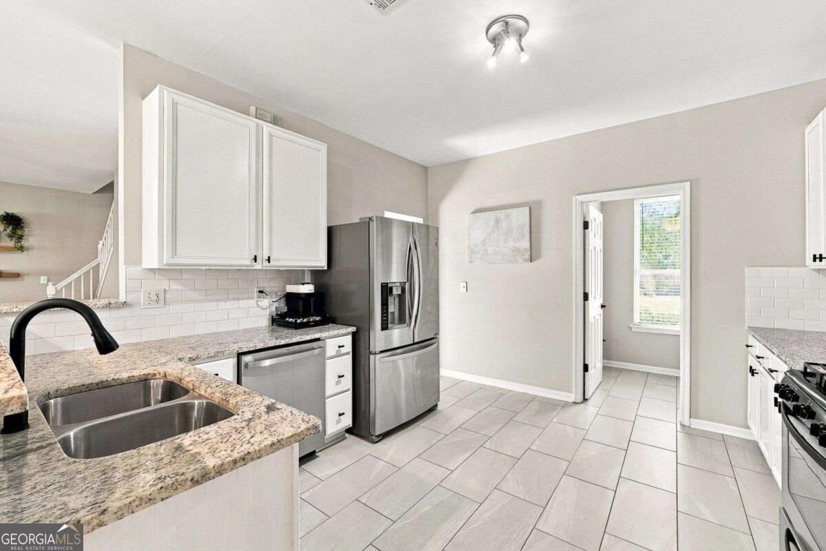 1274 Dalesford Drive Alpharetta - Photo 13