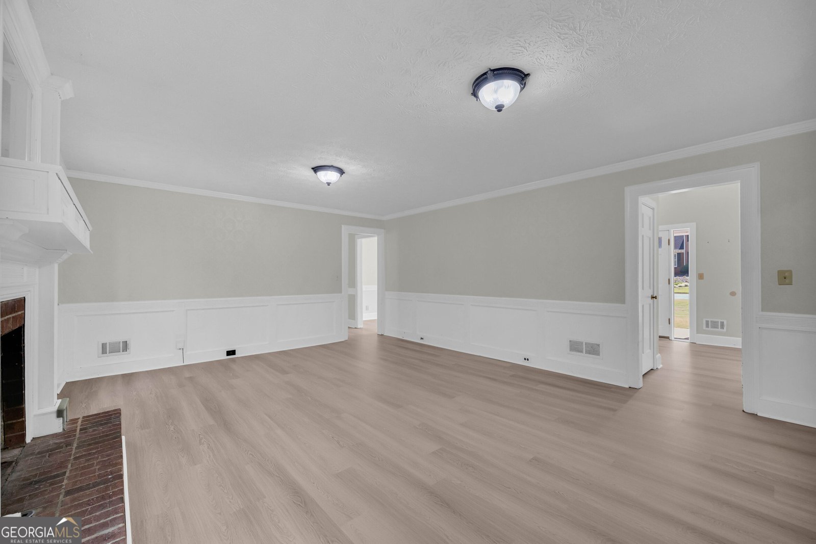 667 Michelle Court Lawrenceville - Photo 32