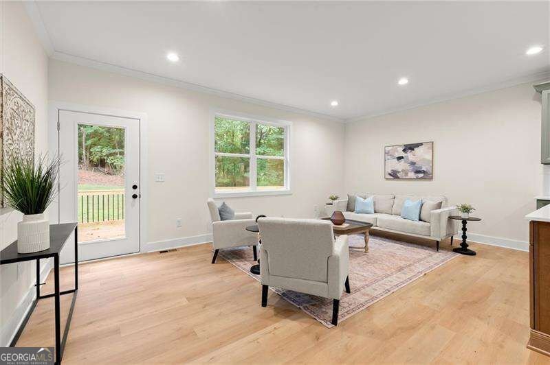 300 Nottingham Drive Woodstock - Photo 10