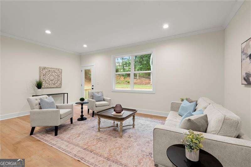 300 Nottingham Drive Woodstock - Photo 9