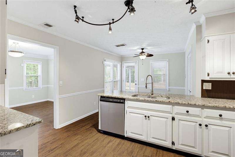 9158 Carroll Manor Drive Sandy Springs - Photo 10