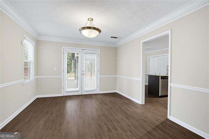 9158 Carroll Manor Drive Sandy Springs - Photo 8