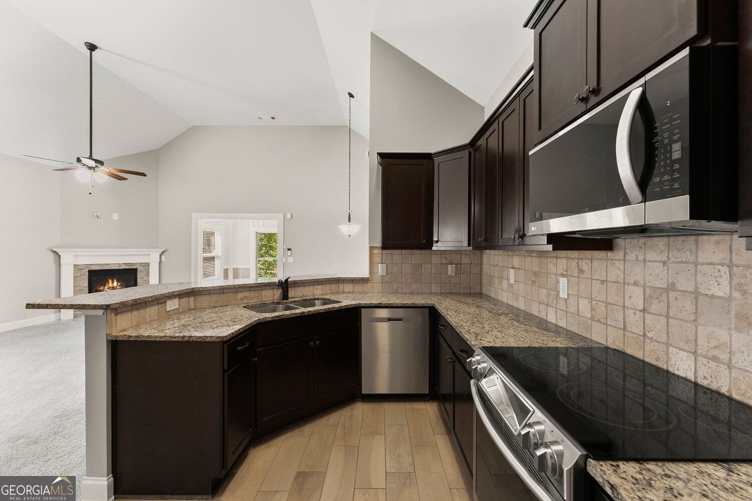 3588 Phoenix Cove Drive Gainesville - Photo 15
