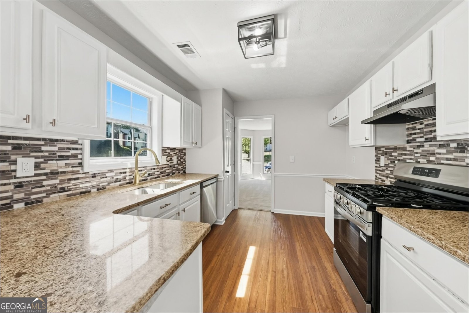 390 Oak Vista Court Lawrenceville - Photo 6