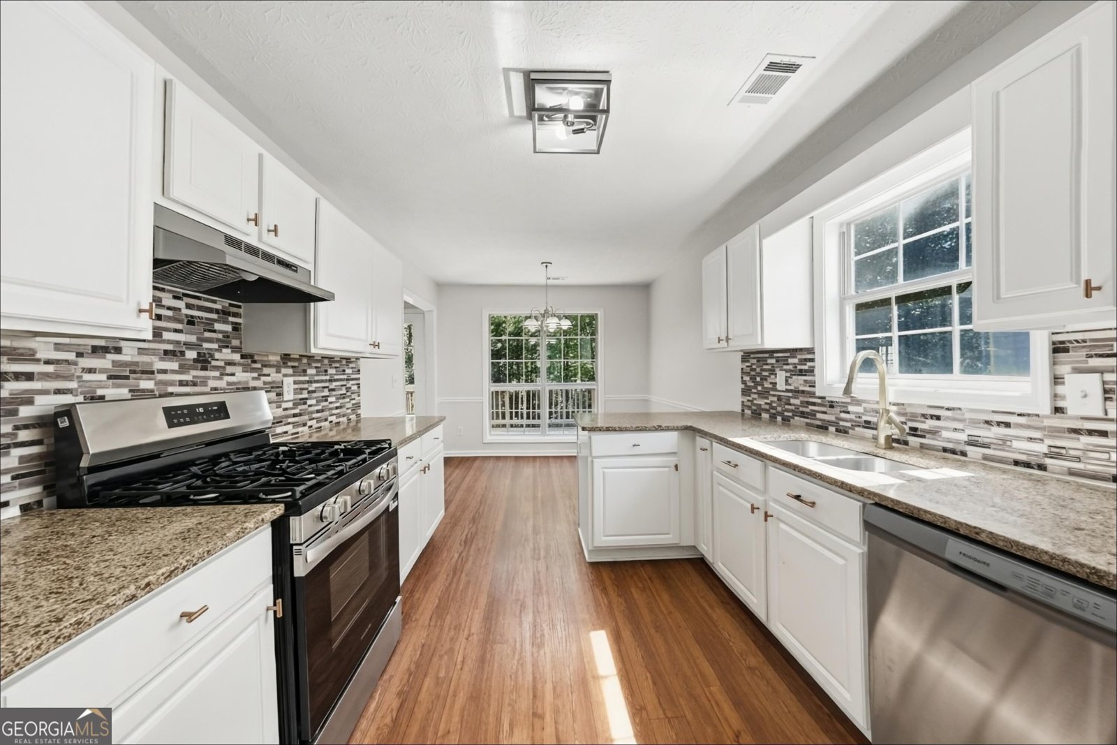 390 Oak Vista Court Lawrenceville - Photo 8