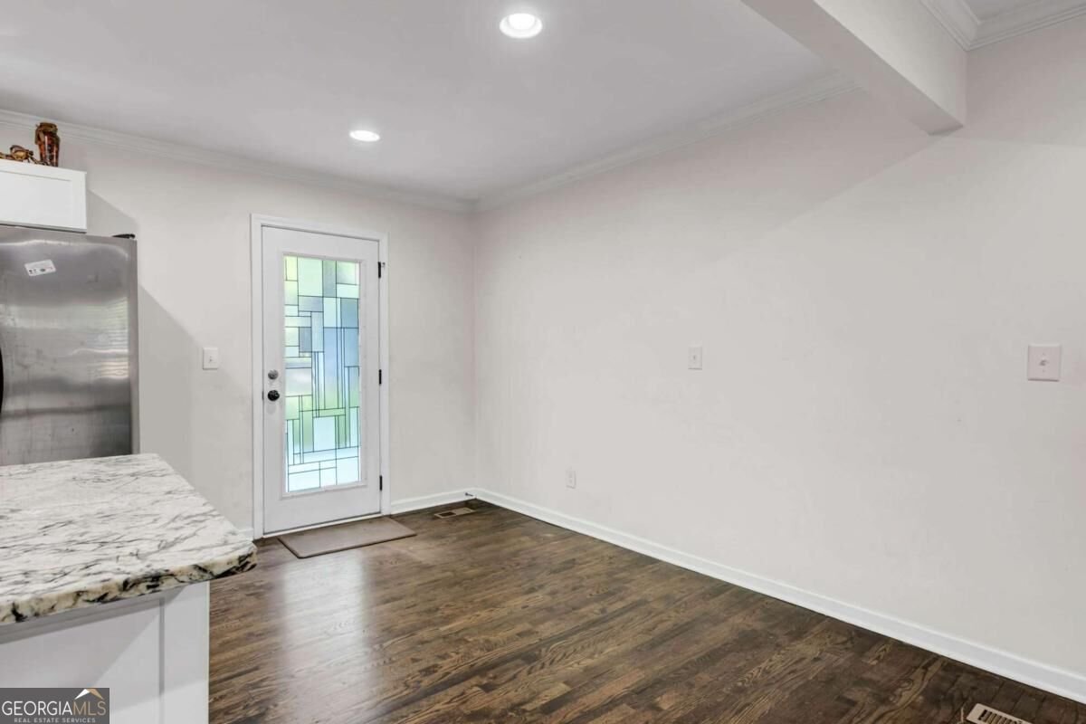 740 Tara Circle Atlanta - Photo 11